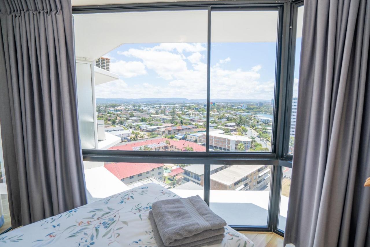 Large Surfers Paradise Apartment With Fantastic Views Gold Coast Esterno foto
