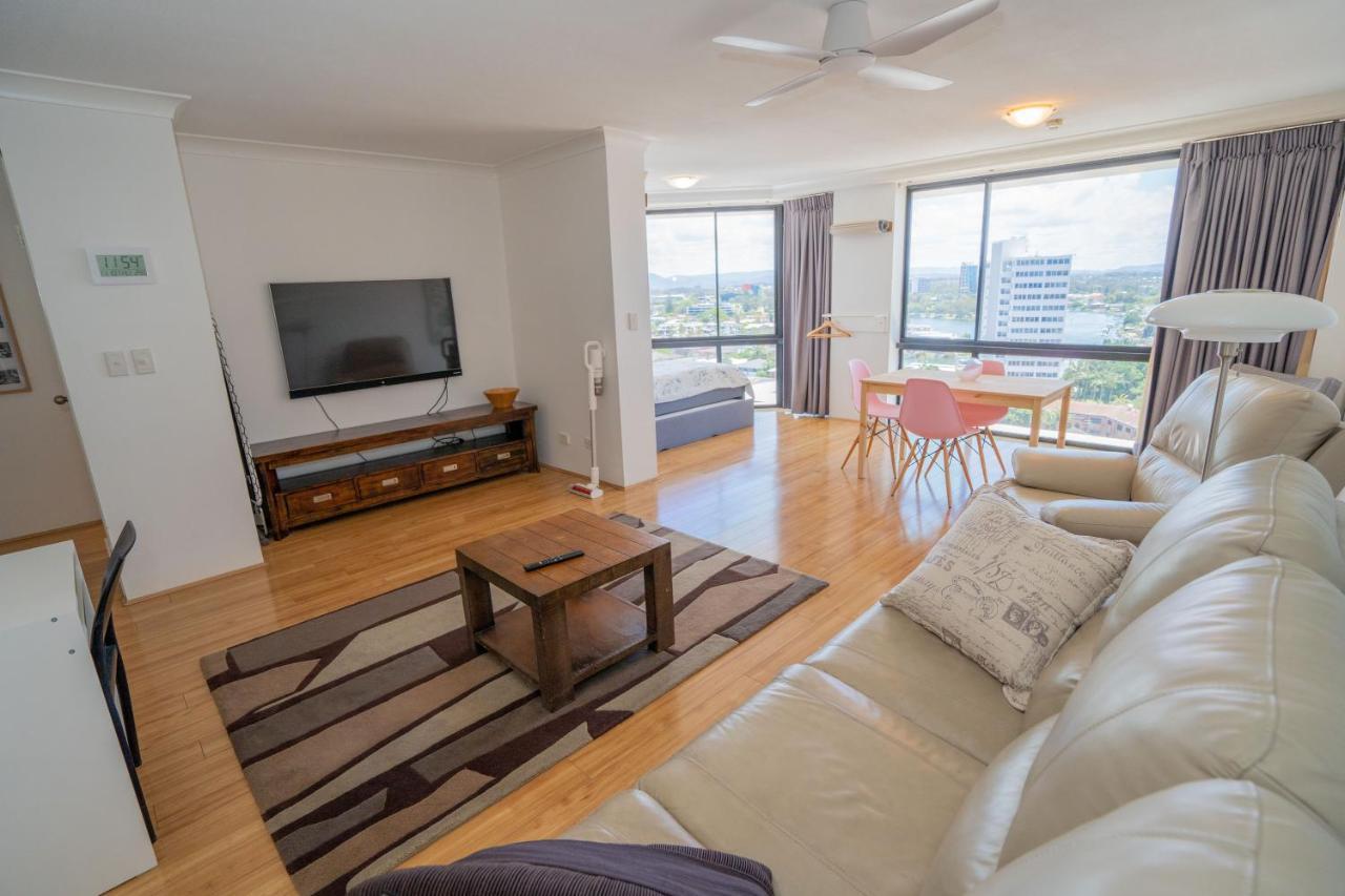Large Surfers Paradise Apartment With Fantastic Views Gold Coast Esterno foto