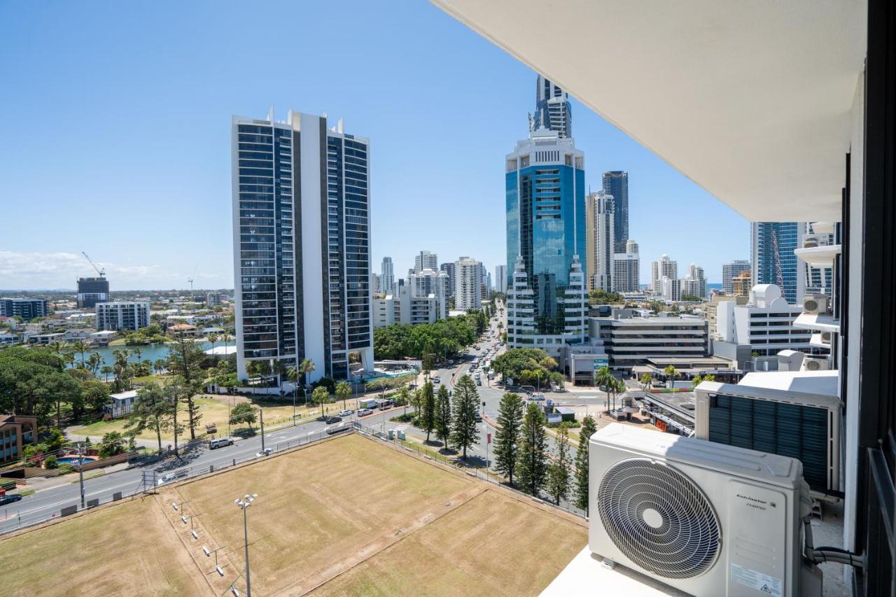 Large Surfers Paradise Apartment With Fantastic Views Gold Coast Esterno foto