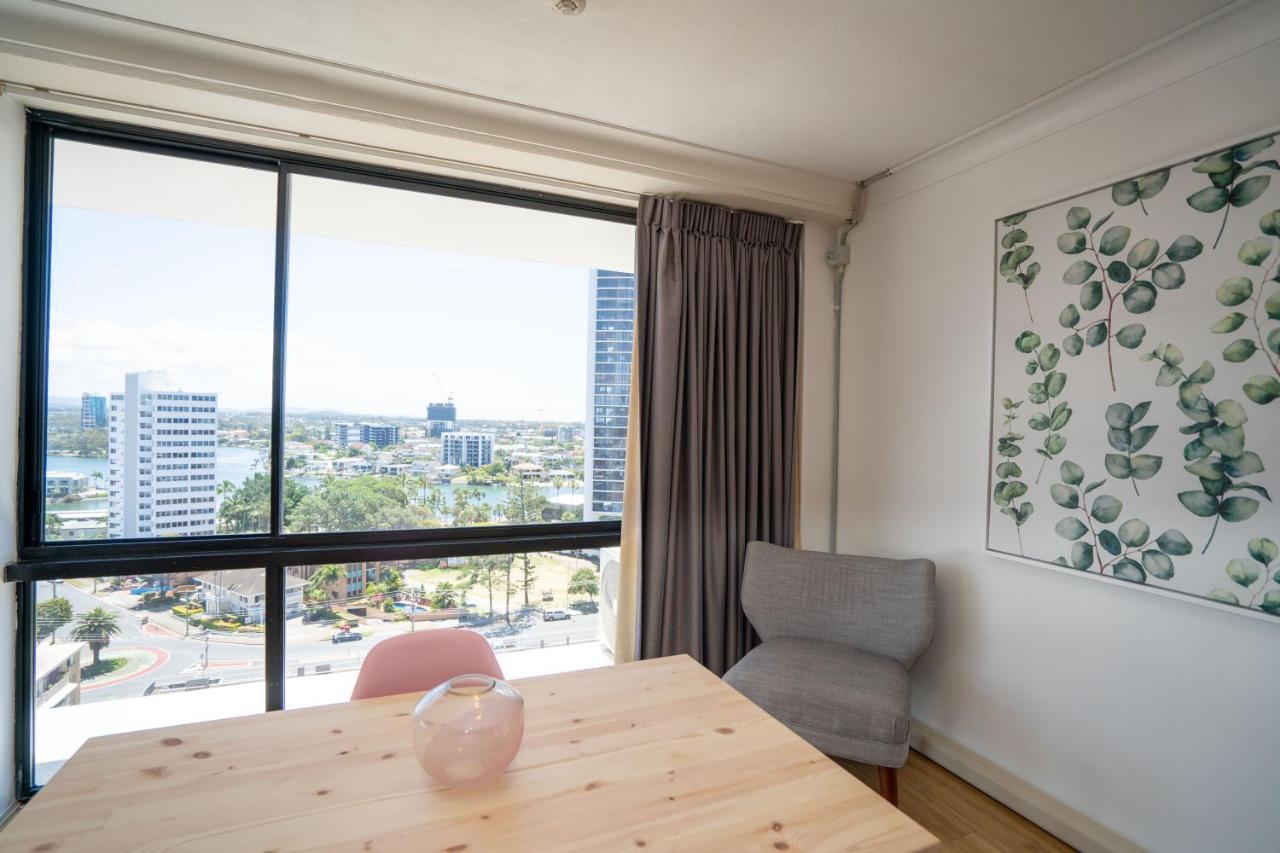 Large Surfers Paradise Apartment With Fantastic Views Gold Coast Esterno foto